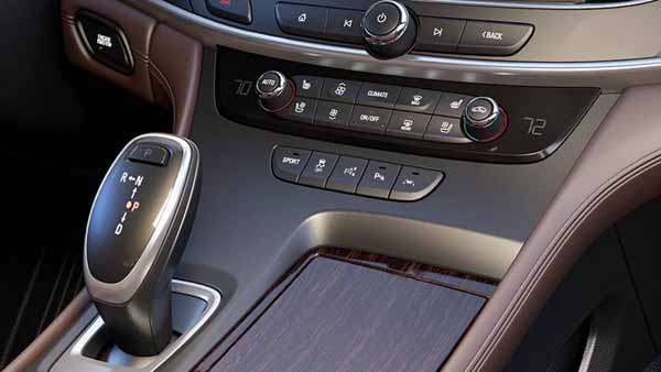 2017 Buick LaCrosse Price8