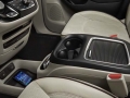 2017 Chrysler Pacifica Release date and Price4
