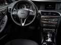 2017 Infiniti Q30 Interior and Exterior16