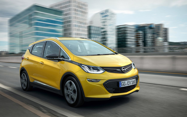 2017 Opel Ampera-e1