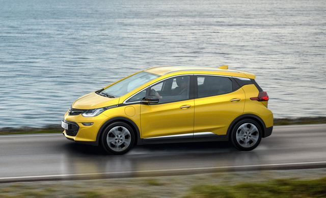 2017 Opel Ampera-e4