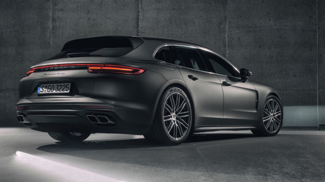 2017 Porsche Panamera Sport Turismo1