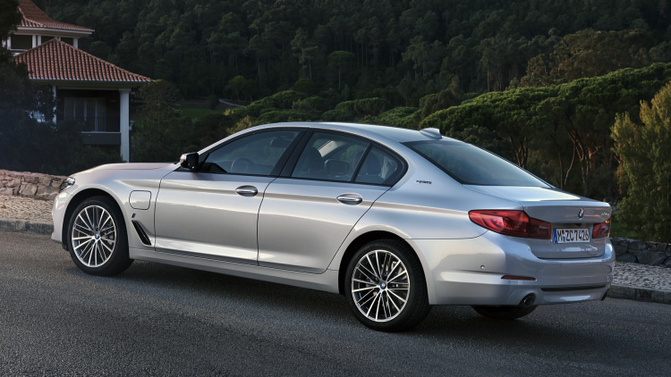 2018 BMW 530e iPerformance6