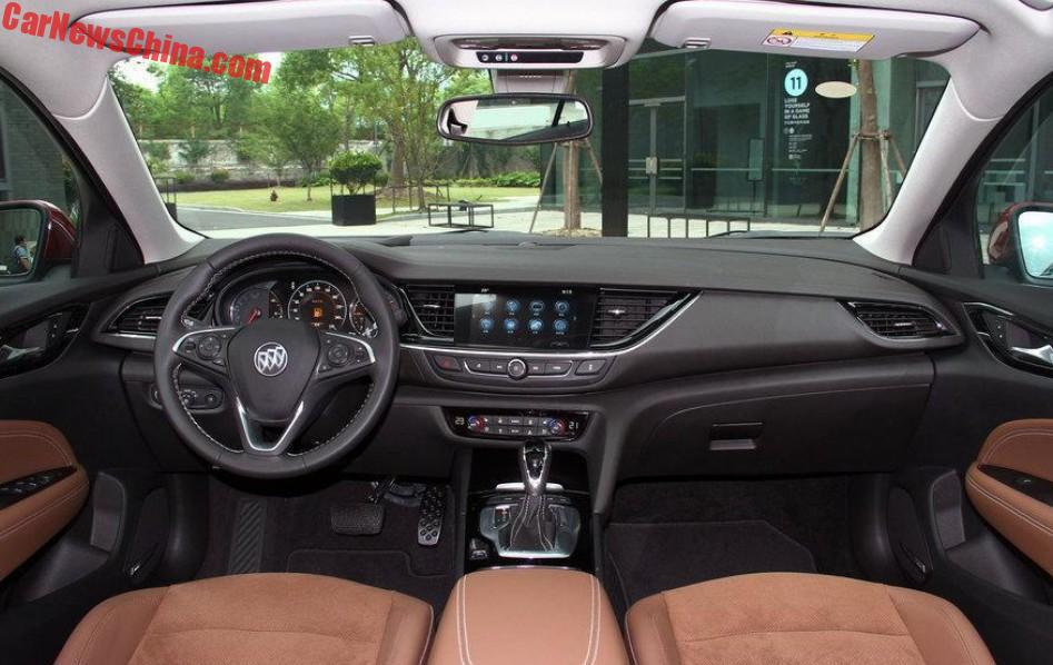 2018 Buick Regal 3