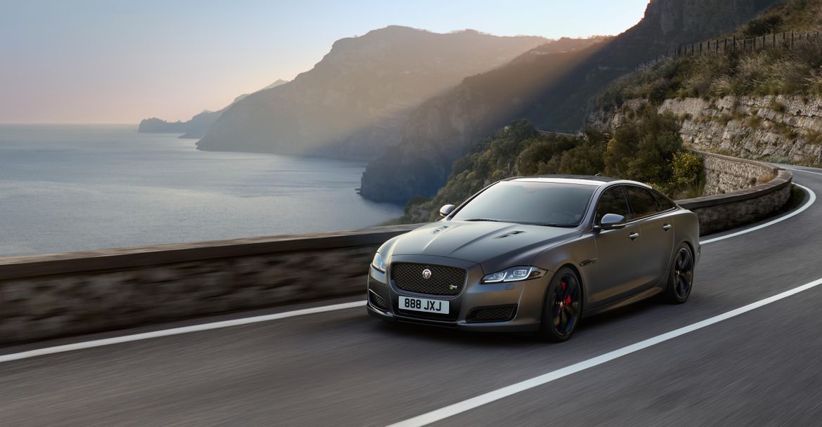 2018 Jaguar XJR575a