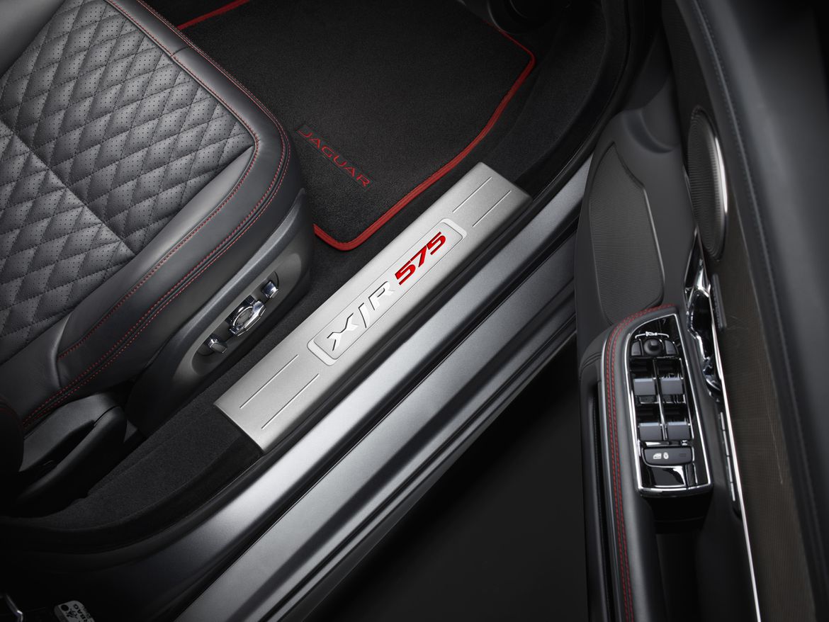 2018 Jaguar XJR575g