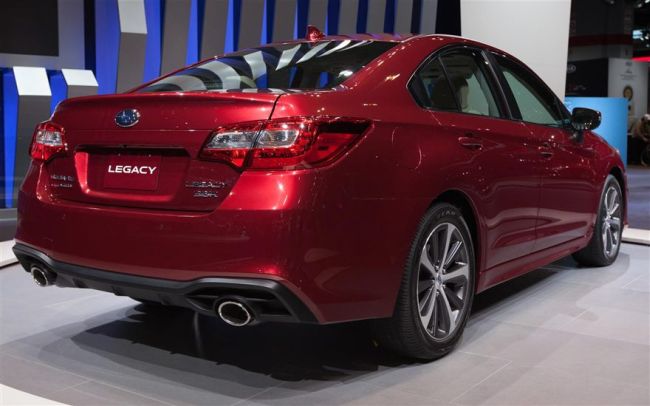 2018 Subaru Legacy9