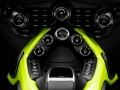 2019 Aston Martin Vantage9