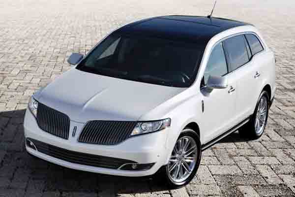 2016 Lincoln MKT Price14