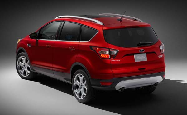 2017 Ford Escape Engine and Performance8