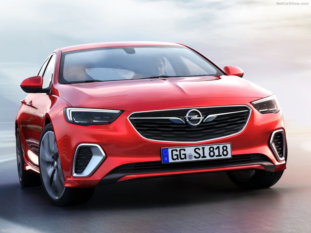 2018 Opel Insignia GSi 