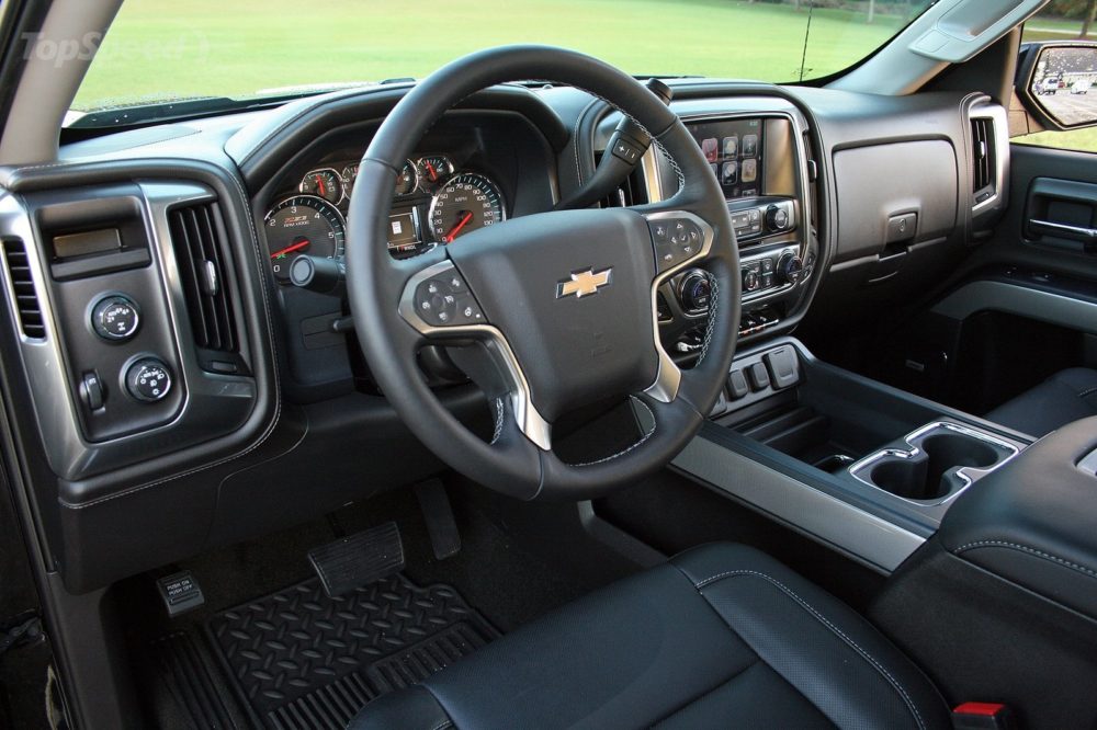 2019 Chevrolet Silverado Interior.